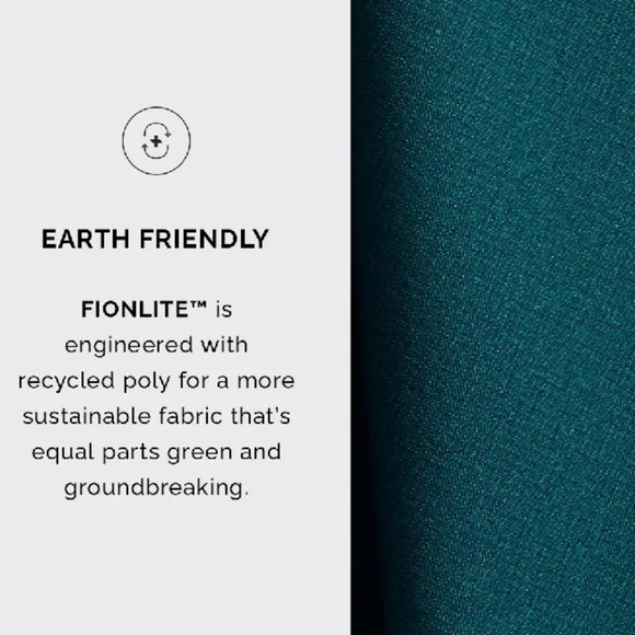 Figs Tops Figs Caribbean Blue Fionlite Rafaela Oversized Scrub Top